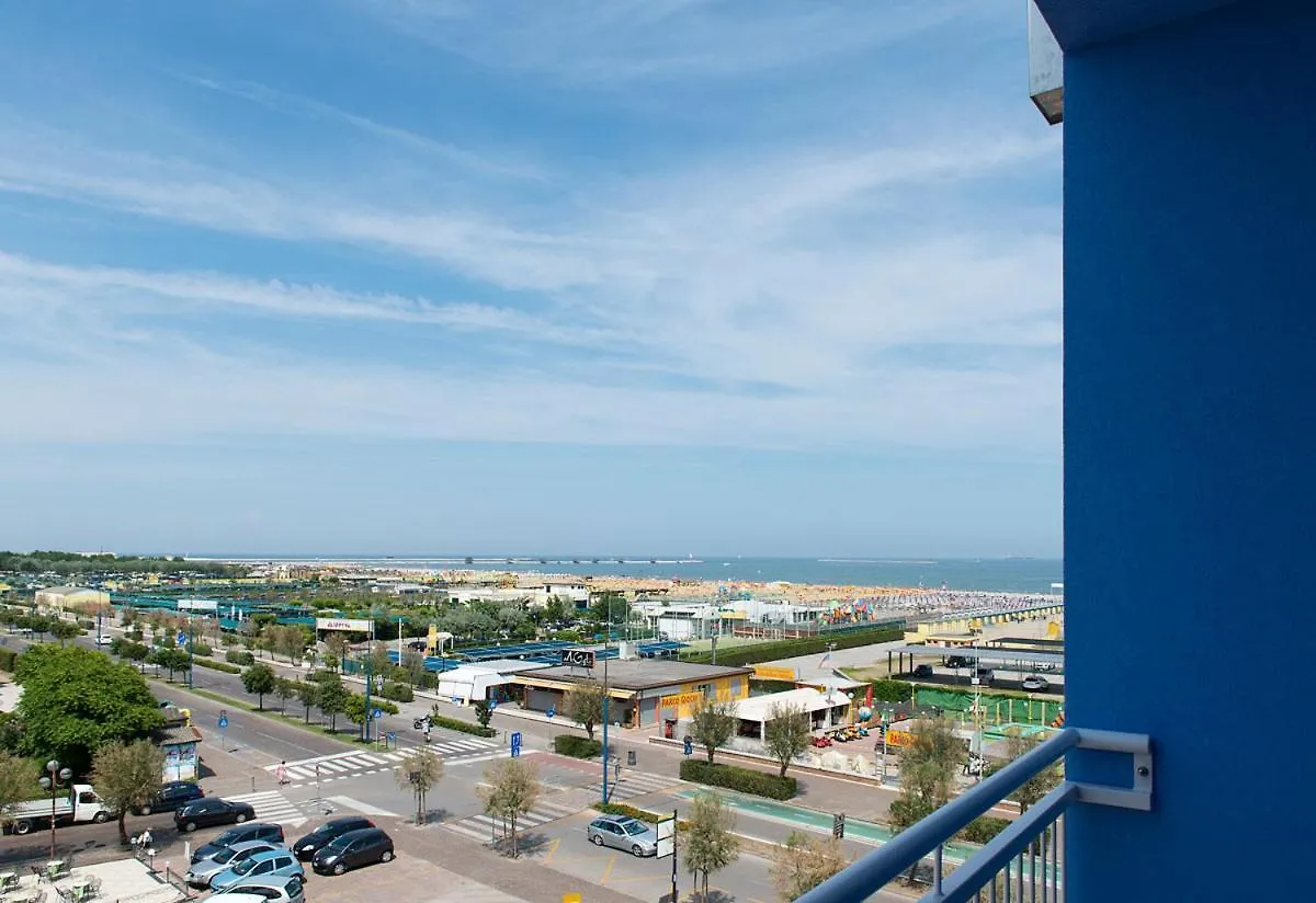 Hotel Mediterraneo Sottomarina 4*,
