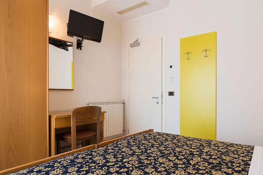 Hotel Mediterraneo Sottomarina 4*,  Italië